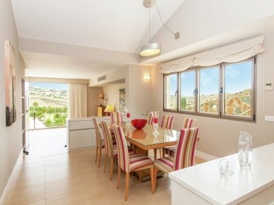 Villa Belvilla by OYO Vibrant Villa with Swimming Pool - Features photo 22