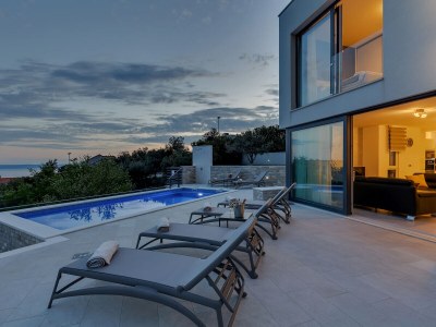 Holiday house Villa Oscar in Makarska - Outdoor photo 3