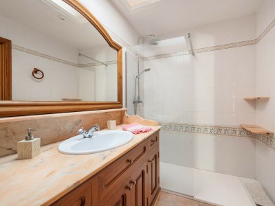 Villa Garonda Villa - Features photo 30