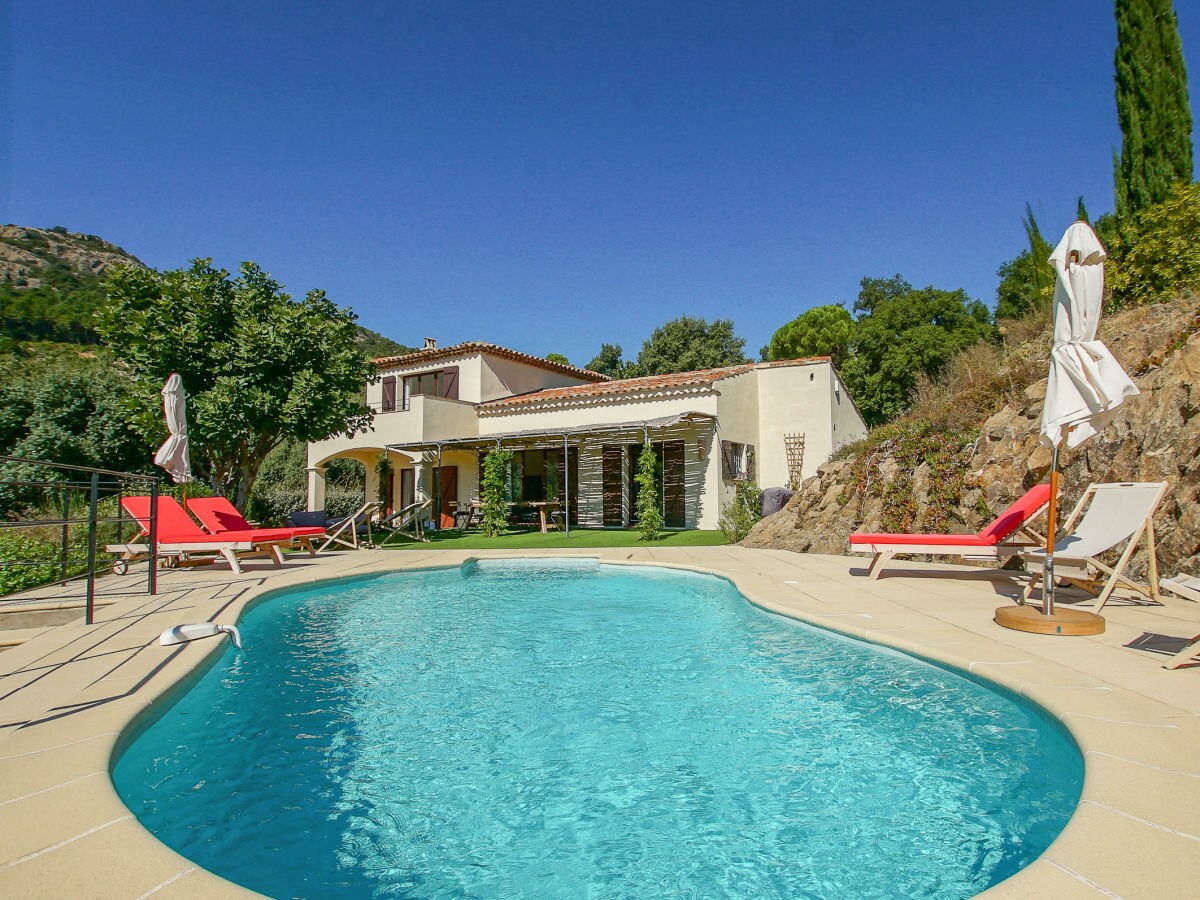 Villa - No title - - Outdoor photo 2