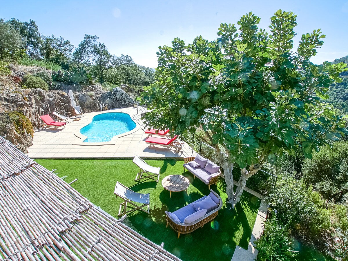 Villa - No title - - Outdoor photo 4