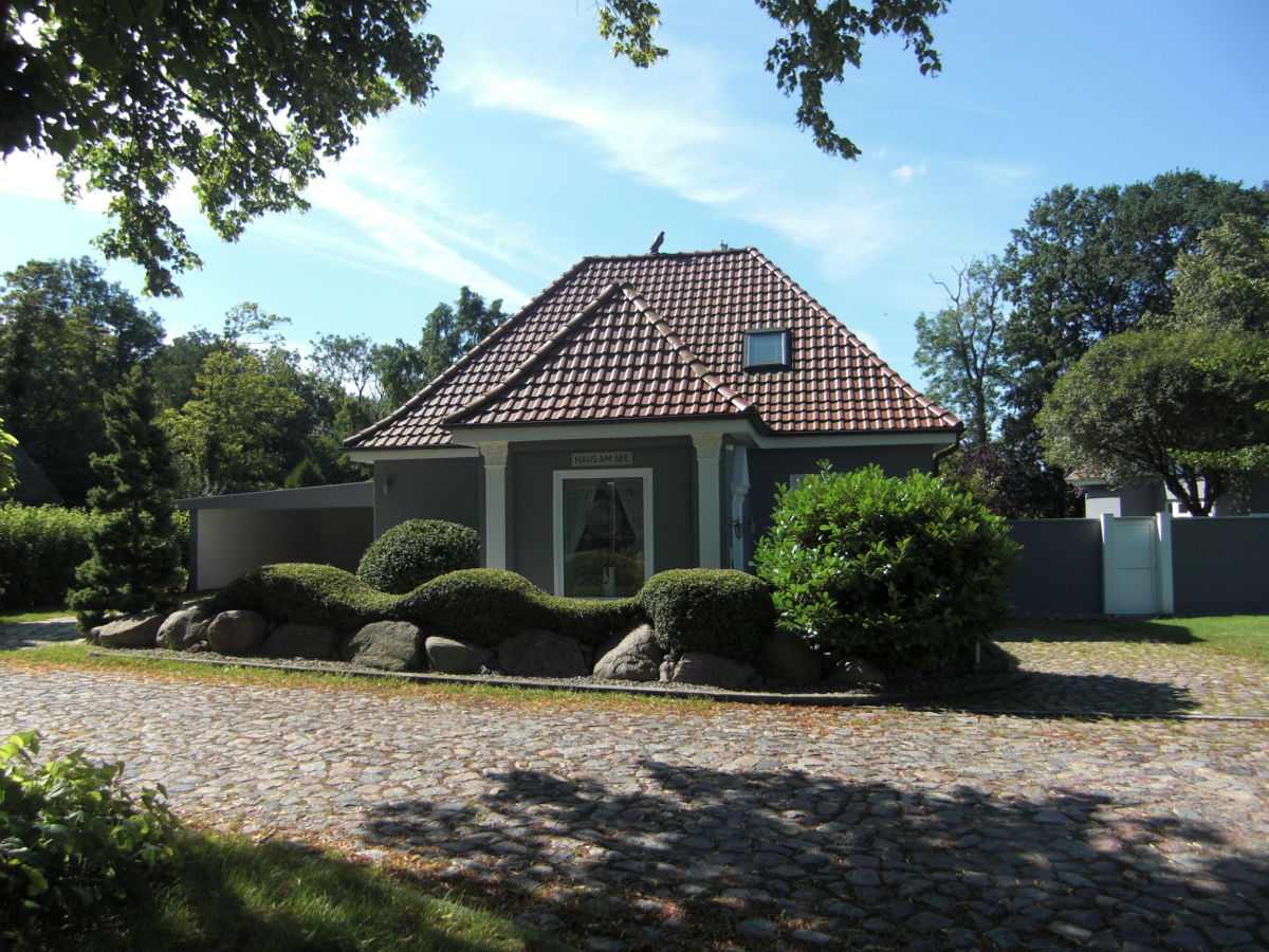 Holiday house Haus am See - Outdoor photo 2