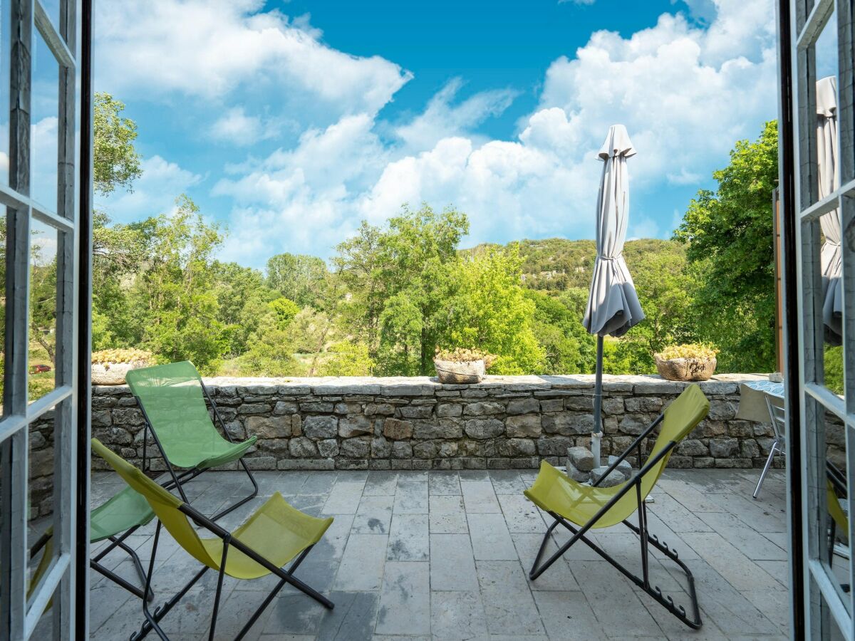 Holiday house Holiday Home in Montclus near river - Outdoor photo 2