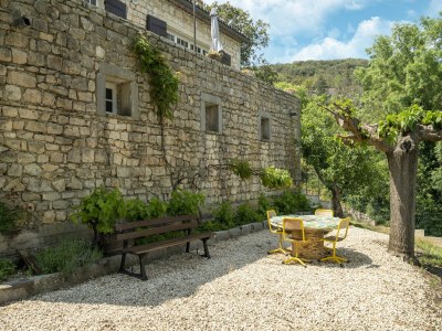 Holiday house Holiday Home in Montclus near river - Outdoor photo 9