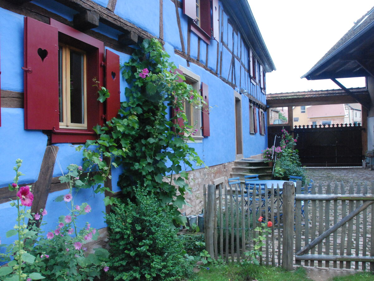 Holiday apartment Les Petits Tisserands "Côté Cour" - Outdoor photo 2