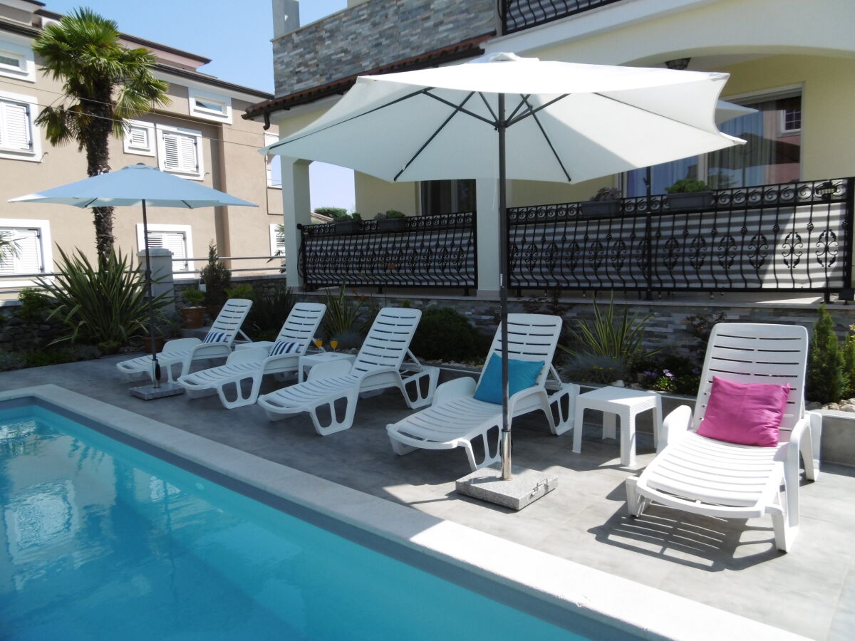 Holiday apartment Villa Luka Apartment Gray mit Pool - Outdoor photo 4