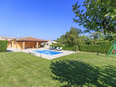 Holiday house Villa Nuky in Sveti Petar u Sumi - Holiday house