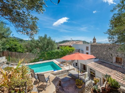 Villa Can Bessó mancor de la Vall in Mancor De La Vall - Villa