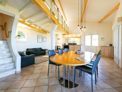 Villa - No title - - Features photo 18