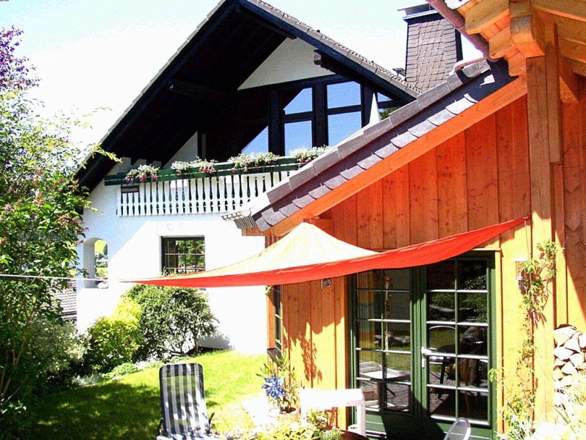 Holiday apartment "Haus Sonnenhügel" - Outdoor photo 4