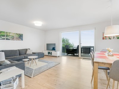 Holiday apartment Pellenzblick - Outdoor photo 8