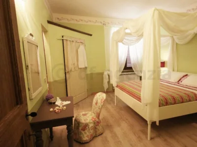 Holiday house Holiday house with private pool - Features photo 14