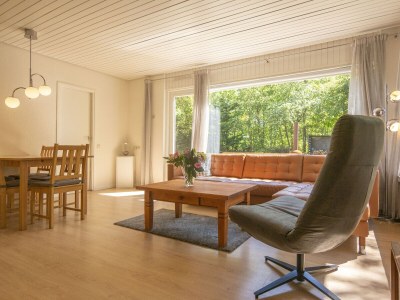 Bungalow Holiday Home De Zeebries - Stappeland 197 - Features photo 9