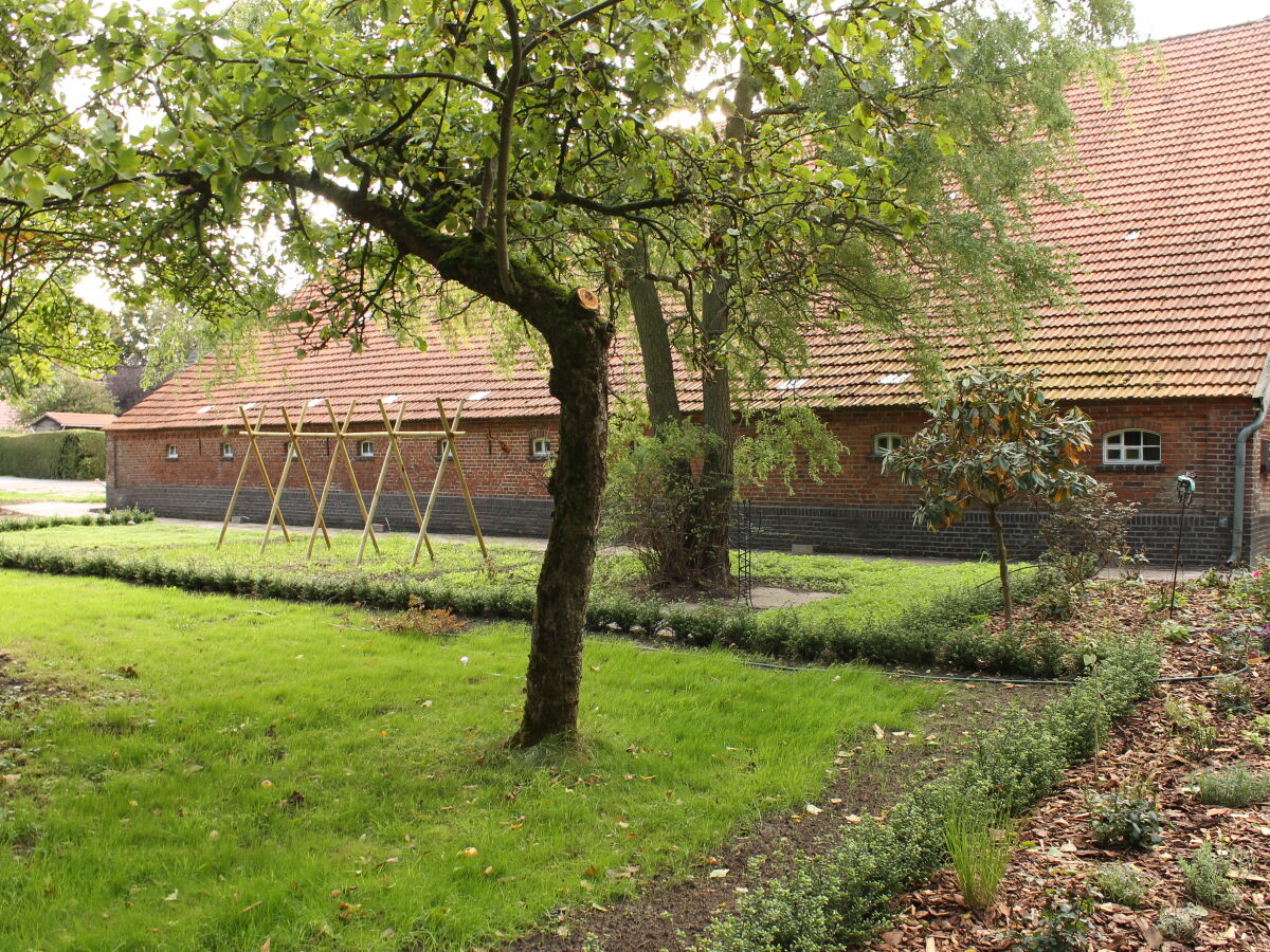 Holiday apartment Gulfhof de Riese- Hofmann OG - Outdoor photo 3