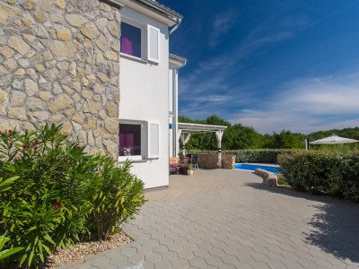 Villa West Wing with beautiful heated pool - Outdoor photo 16