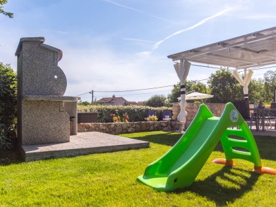 Villa West Wing with beautiful heated pool - Outdoor photo 17