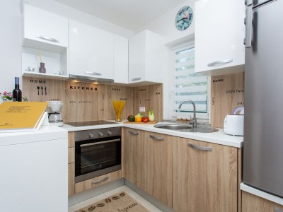 Villa West Wing with beautiful heated pool - Features photo 21