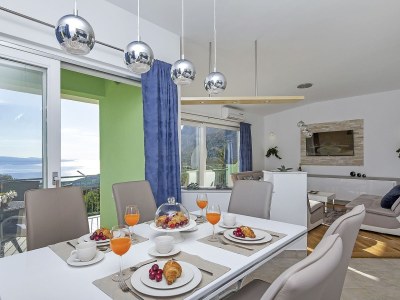 Holiday house Sergio mit Pool und Meerblick - Features photo 20