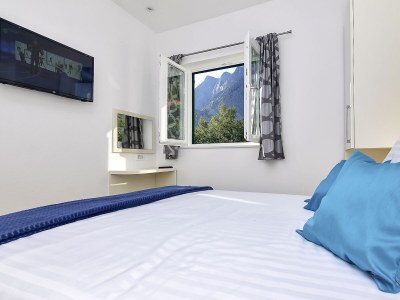 Holiday house Sergio mit Pool und Meerblick - Features photo 25