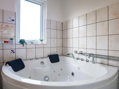 Holiday house Luxurioses Spa-Retreat am Meer -- By Traum Ferienwohnungen - Outdoor photo 15