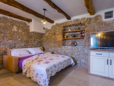 Holiday apartment Rustic with private pool - Features photo 18