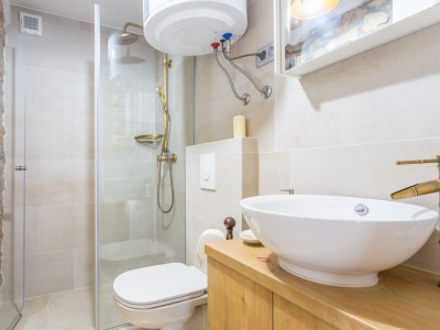 Holiday apartment Rustic with private pool - Features photo 19