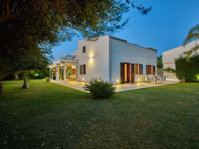 Villa Flora with pool and sea view - Outdoor photo 7