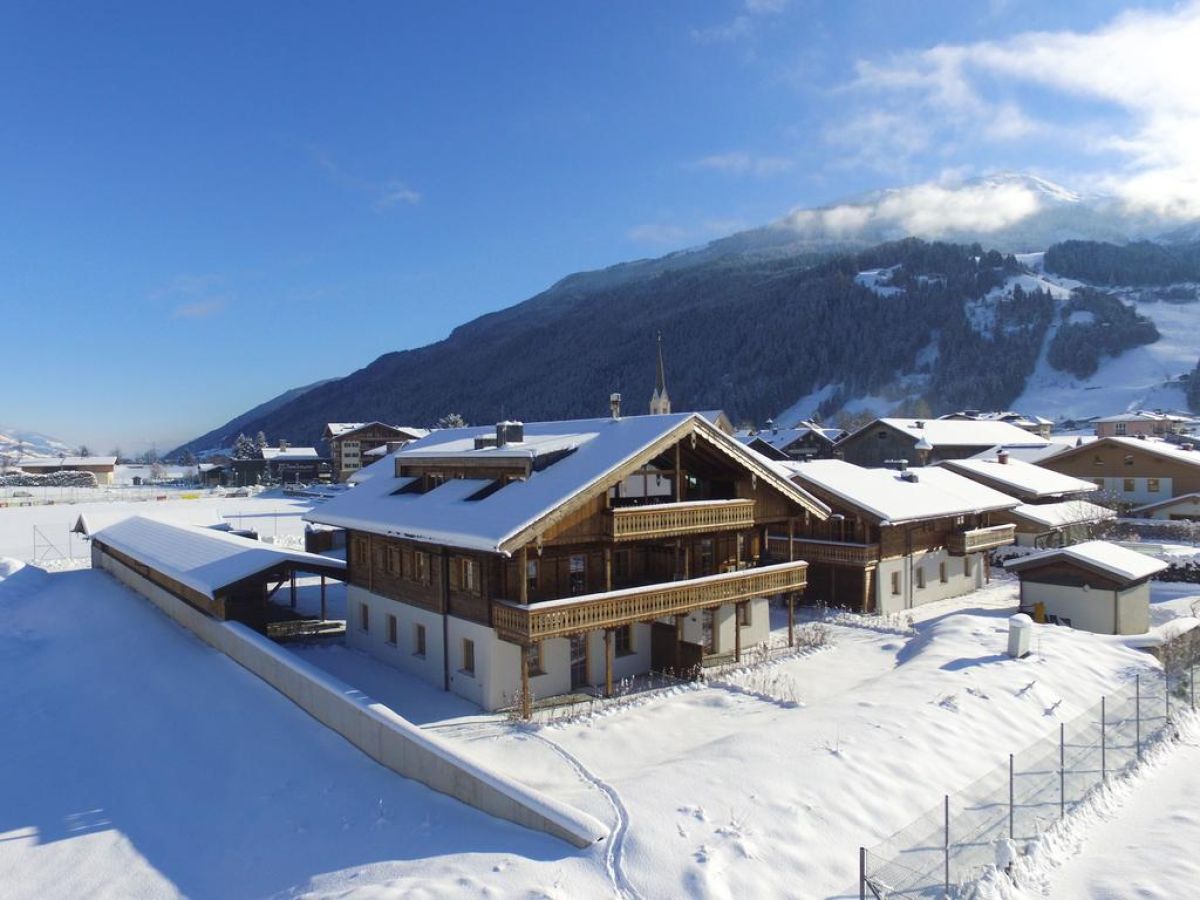 Holiday apartment Alpin Residenzen Top 12 - Outdoor photo 2