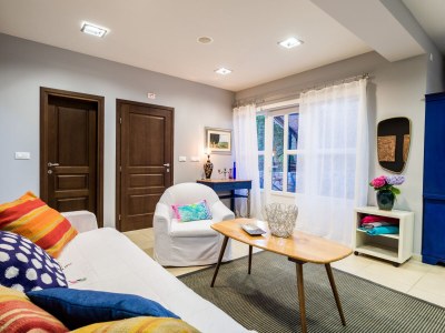 Holiday house Lidija with pool - Features photo 11