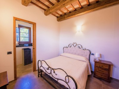 Cottage Hidden Hamlet Stay with Pool - Features photo 23