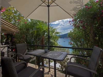 Holiday apartment With sea view 100 m from the sea - Outdoor photo 2