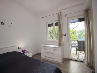 Holiday apartment With sea view 100 m from the sea - Features photo 15