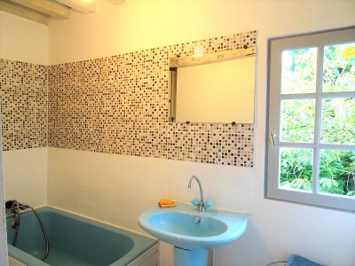 Holiday house Chaumière Bleue - Features photo 28