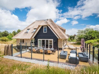 Villa De Kimme in Buren - Villa