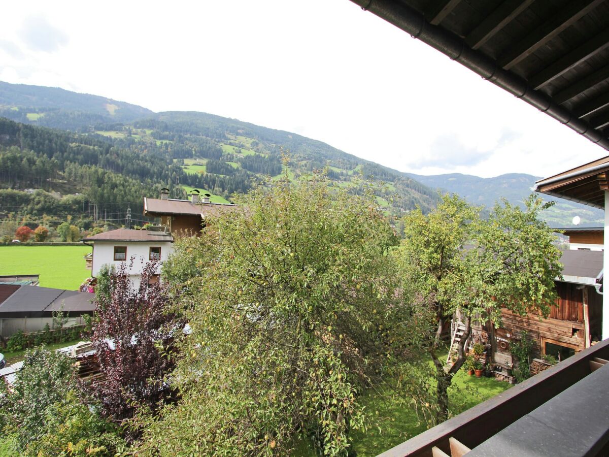 Apartment Apartment in Stumm near Ski Slopes - Outdoor photo 5