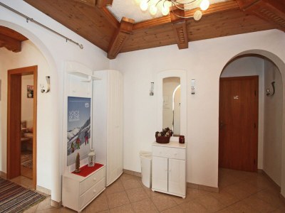 Apartment Apartment in Stumm near Ski Slopes - Features photo 10