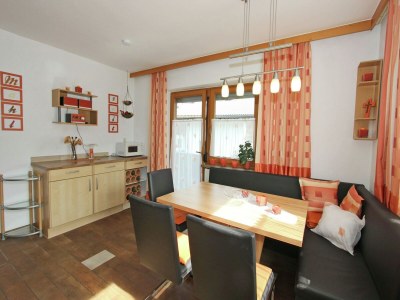 Apartment Apartment in Stumm near Ski Slopes - Features photo 12