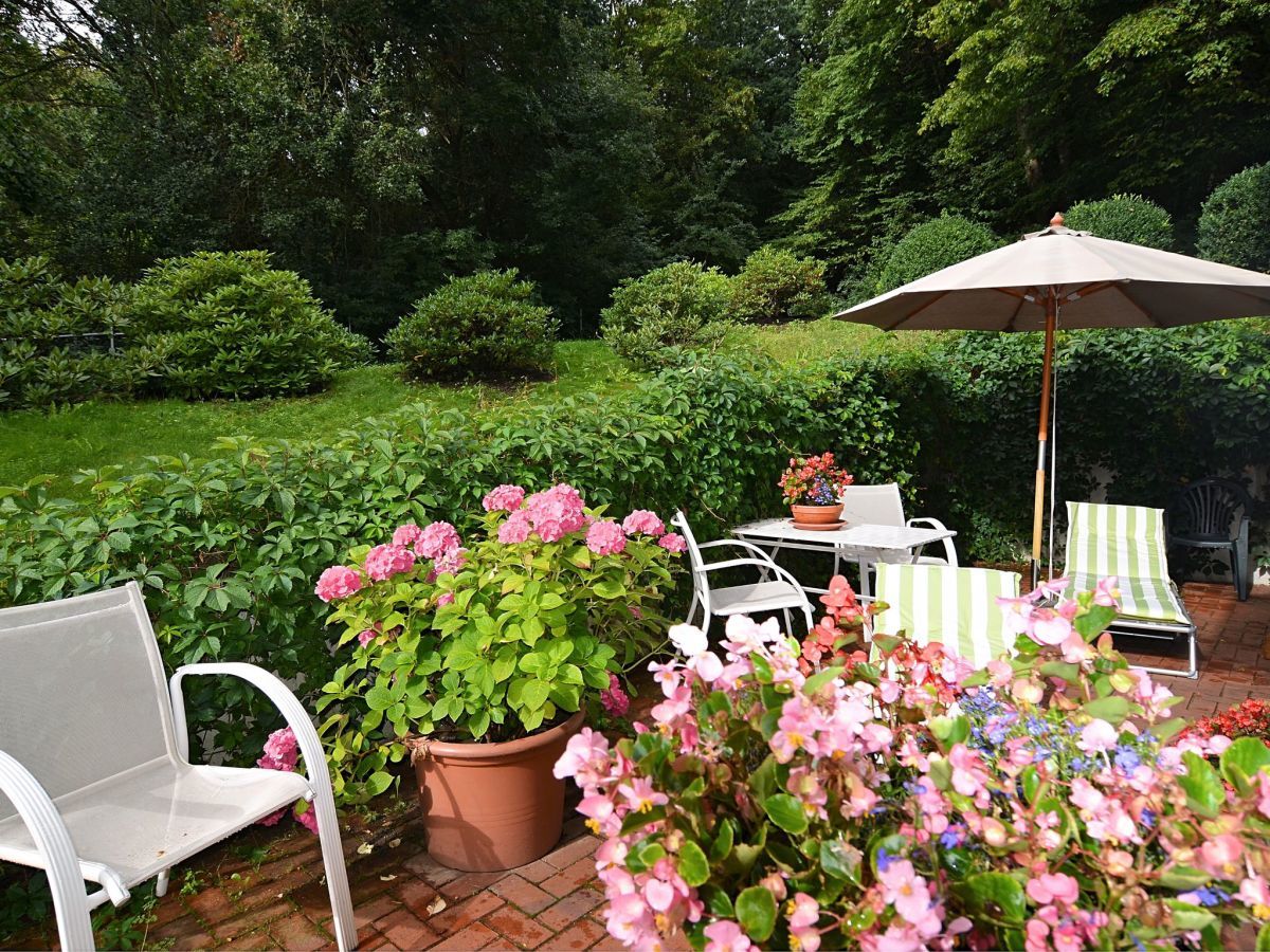 Holiday apartment Garden view - Outdoor photo 2