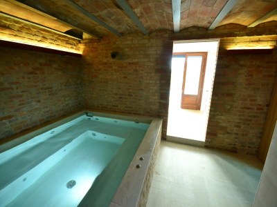 Holiday house Ferienhaus in Montecatini mit Sauna & See - Outdoor photo 33