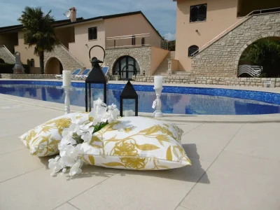 Holiday house Casa Natura with swimming pool in Kastelir  Kroatien - Holiday house