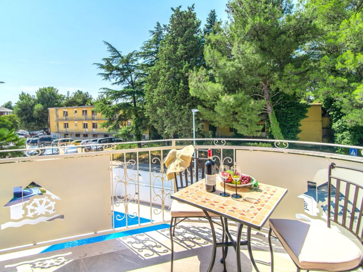 Villa - No title - - Outdoor photo 5