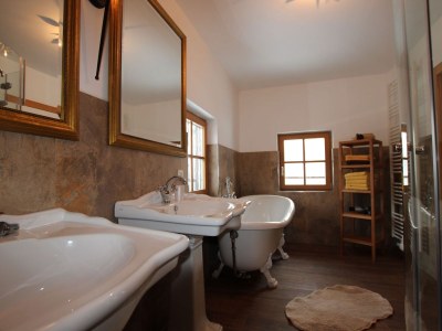 Holiday house Manor Eisenlehen - Features photo 15