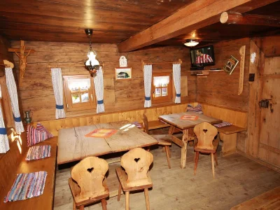 Farmhouse Holiday Cabin DonnerhÃ¤usl - Features photo 7