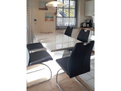 Holiday apartment - No title - - Features photo 14