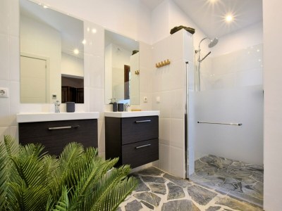 Villa Villa in der Nähe von Sayalonga am Meer - Features photo 23