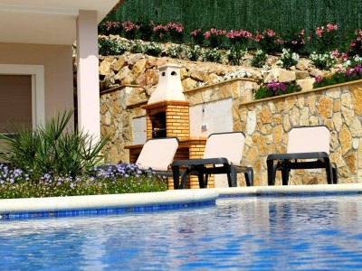 Villa Poolside Villa near the Coast - Outdoor photo 40