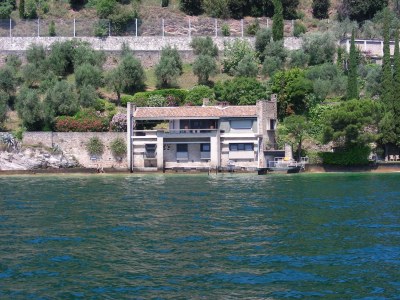 Villa Villa Coccodrilla Lake front in Toscolano-Maderno - Villa