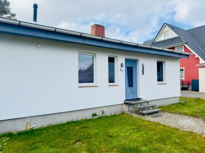 Holiday house Ruhiges Ferienhaus in Zingst–Urlaub nahe am Strand - Outdoor photo 7