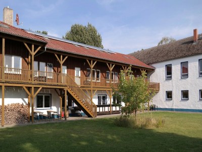 Apartment Luxuriöse Ferienwohnung in Boddin mit Garten in Schwasdorf - Apartment