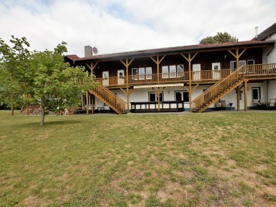 Apartment Luxuriöse Ferienwohnung in Boddin mit Garten - Outdoor photo 2